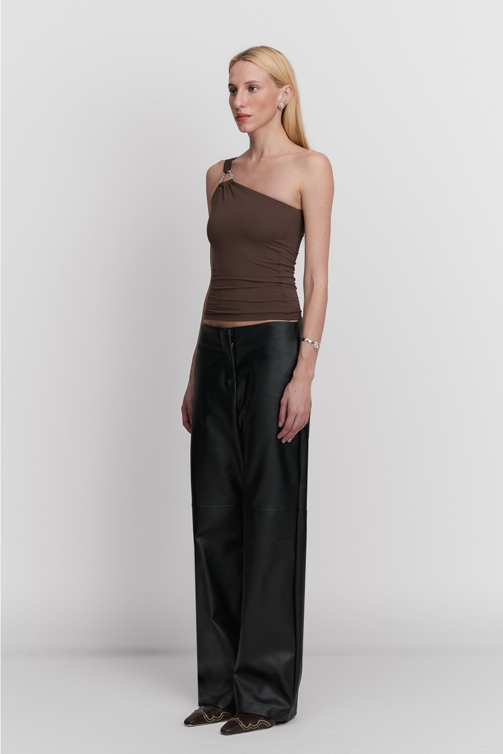 image_9e134c9b-89e5-4abb-b7b6-208ec70c037d