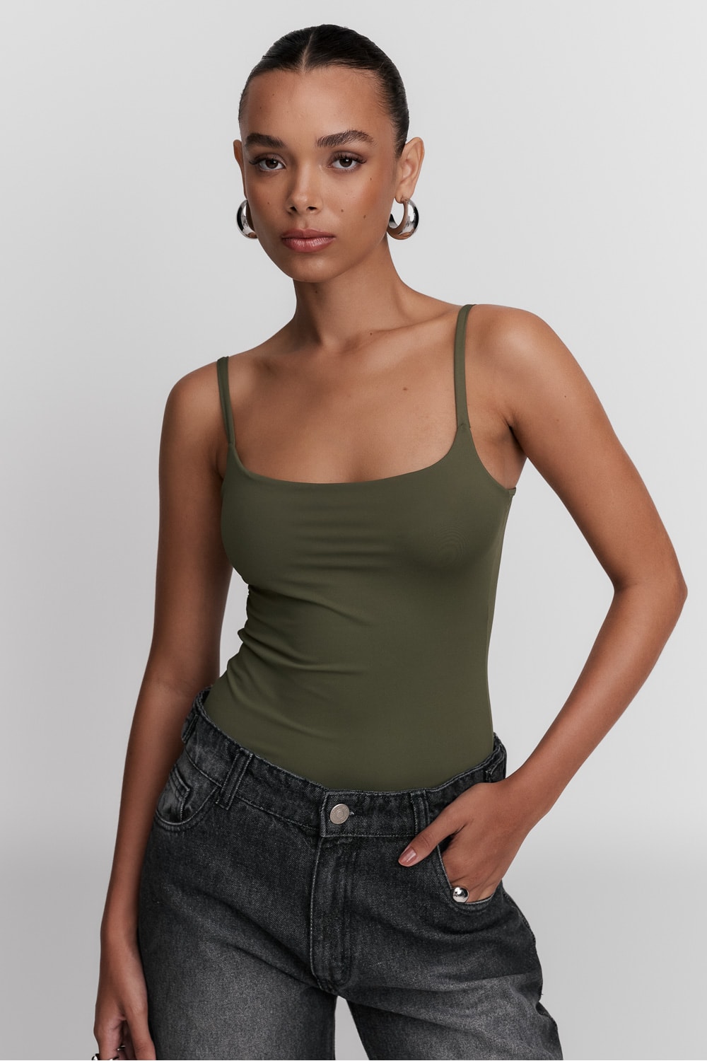 Segunda imagem do produto Blusa Regata Utile Verde