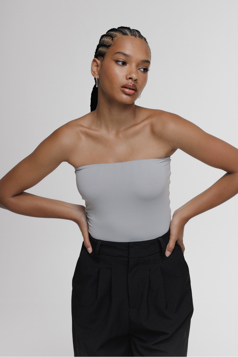 Segunda imagem do produto Blusa sem alça Monica