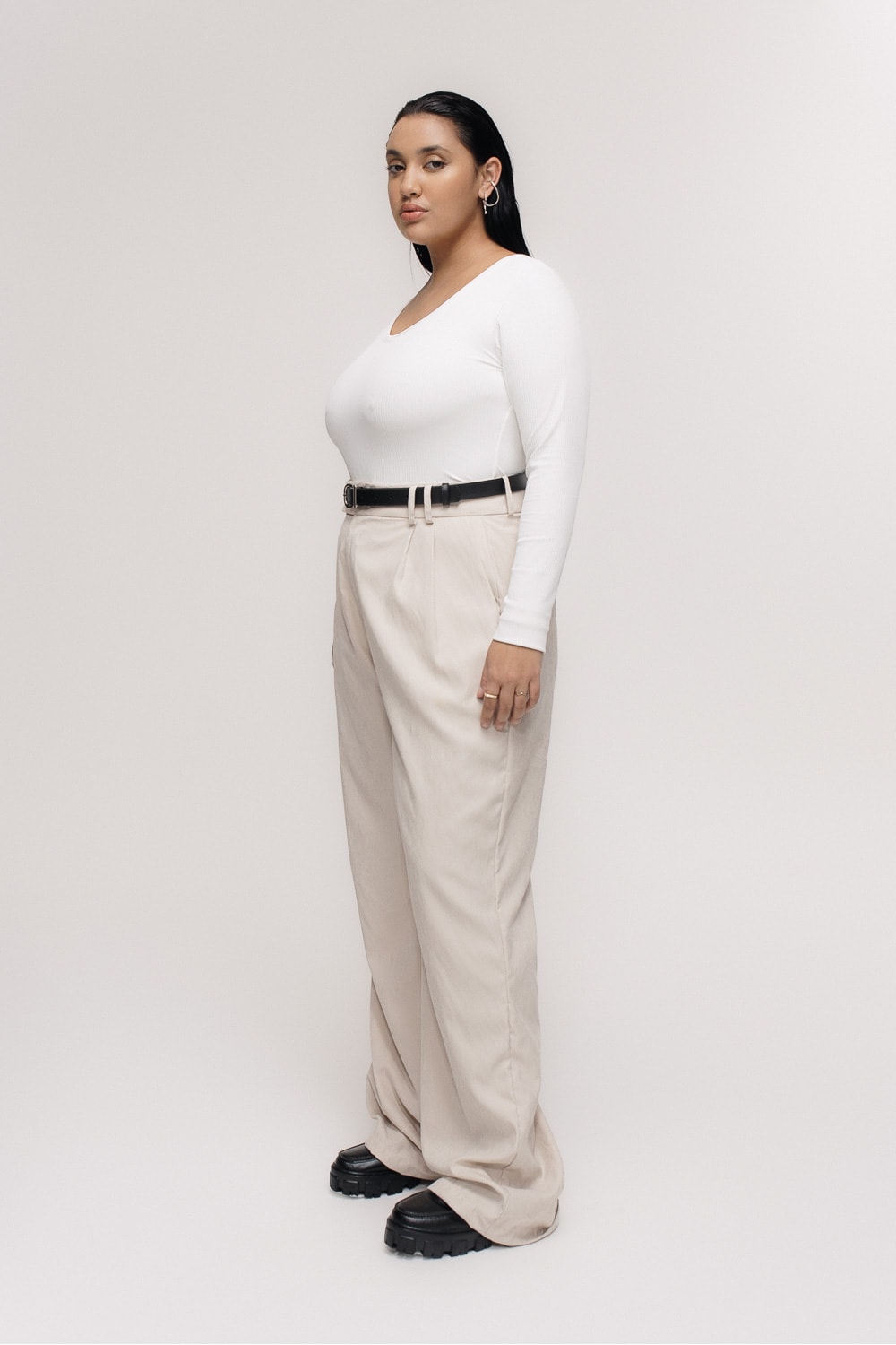 Segunda imagem do produto Calça Alfaiataria Gabriella