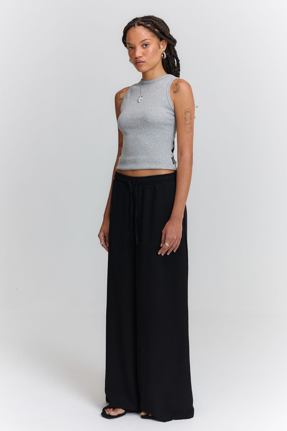 Segunda imagem do produto Calça de Linho Pantalona Gilda