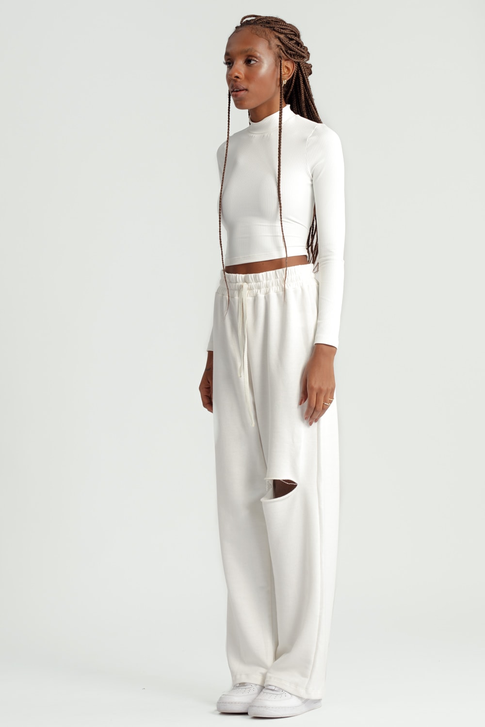 image_fe1cb659-a050-4cc6-9704-21b2f8693f70