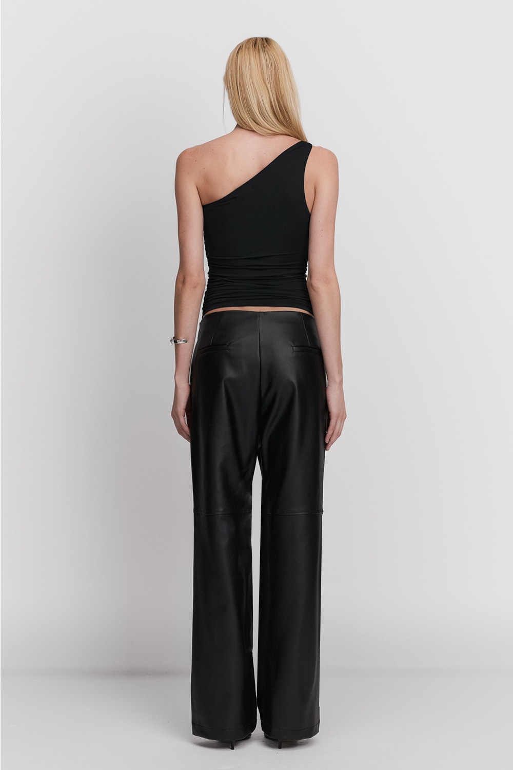 image_21a1b19c-ba95-40b2-a235-59358469fca8