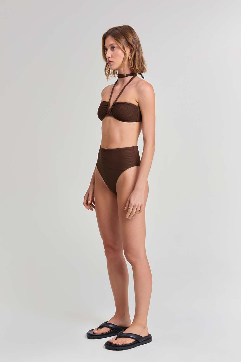 Segunda imagem do produto Hot Pants Sabbia