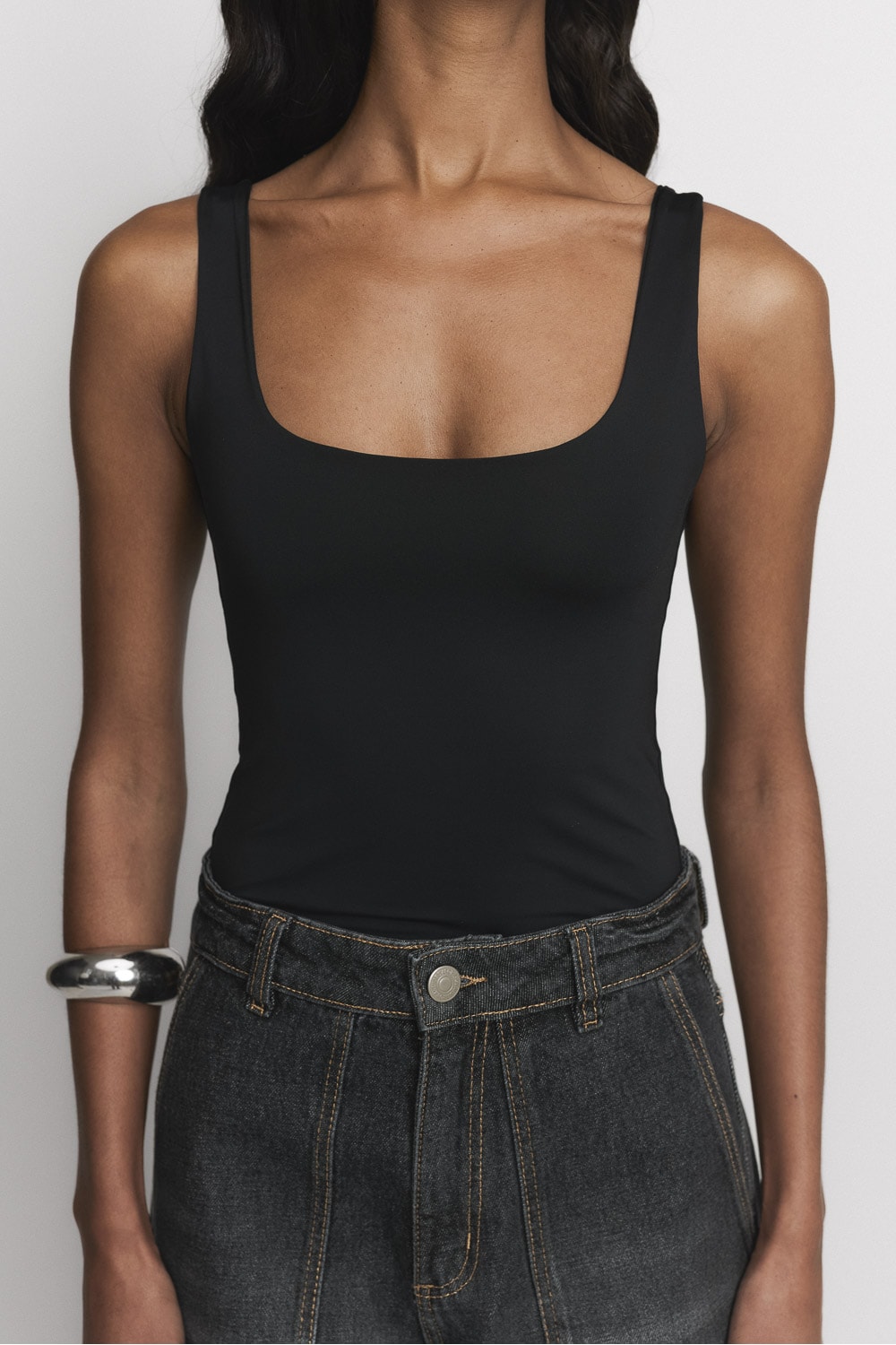 Segunda imagem do produto Regata de Malha Essenza