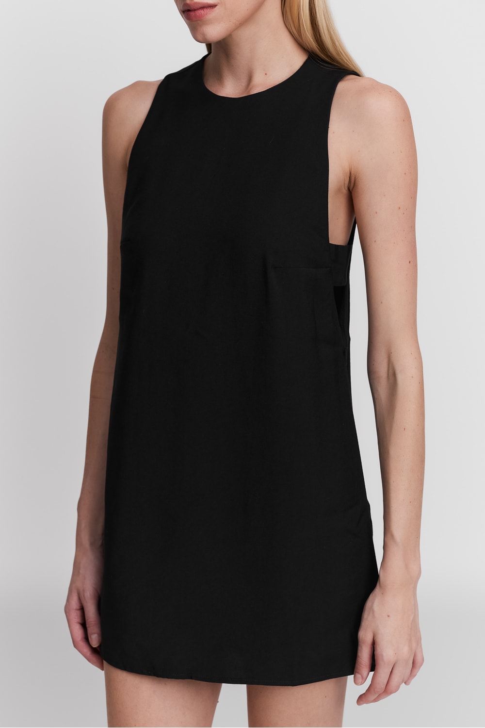 Segunda imagem do produto Vestido curto Daniela